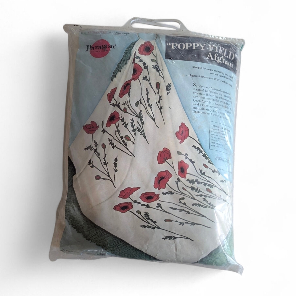 Vintage Paragon Poppy Fields Wool Crewel Embroidery Afghan Kit